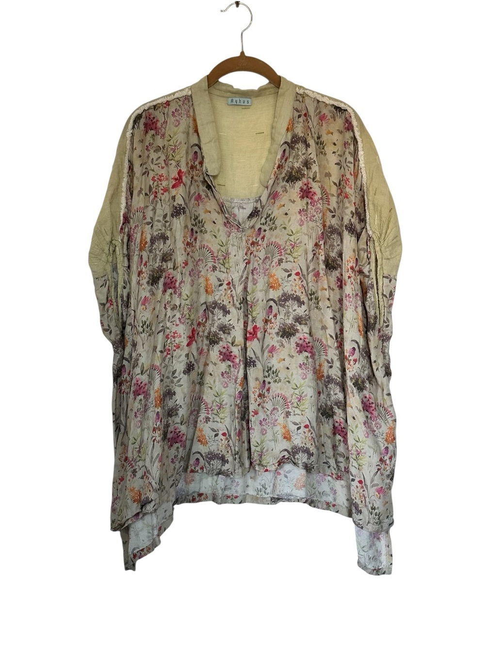 Women’s Oversized Floral Tunic Top Embroidered Trim Flowy Silhouette Boho